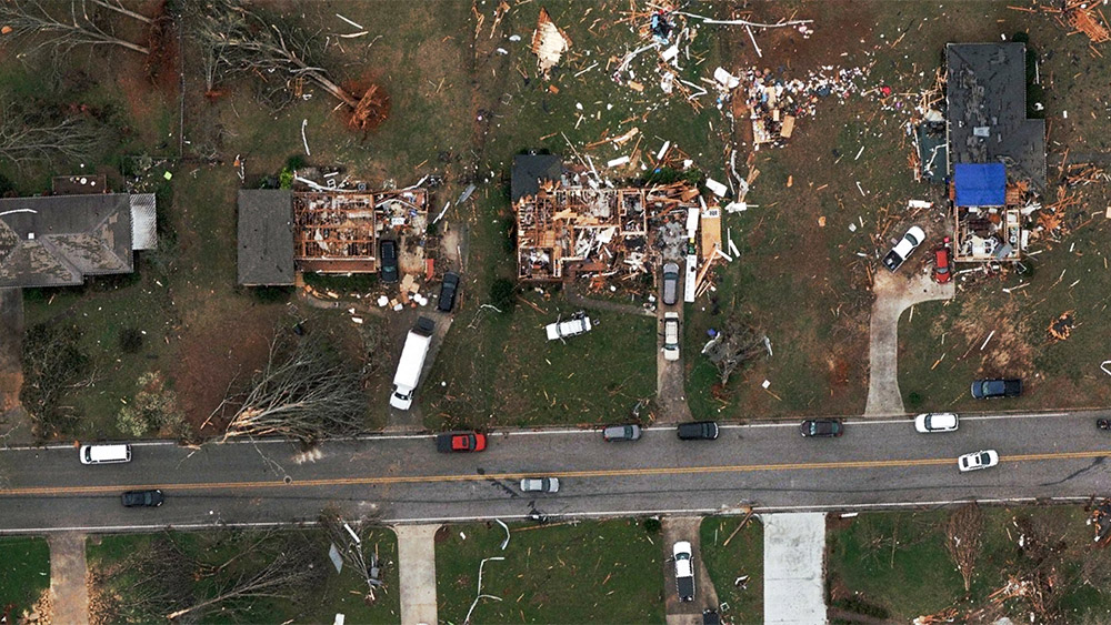Tornado damage in Newnan, GA
